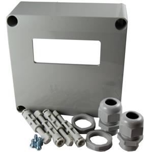 Ensto styringsbox med hul for panelstyring